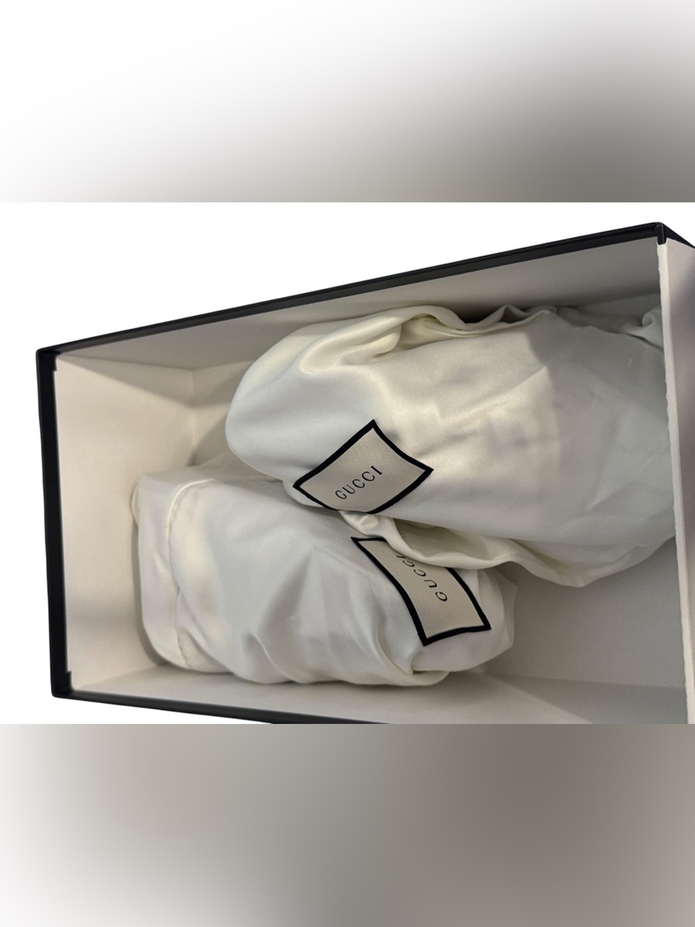 Gucci Cream Leather Sneaker - Picture 5 of 9